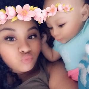 Meet your Posher, Ivania